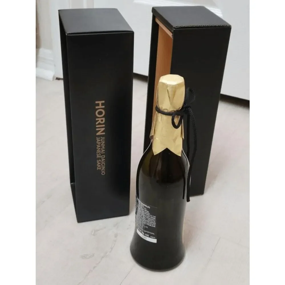 EMPTY Rare Collectible Gekkeikan Horin Junmai Daiginjo Sake Bottle & Box